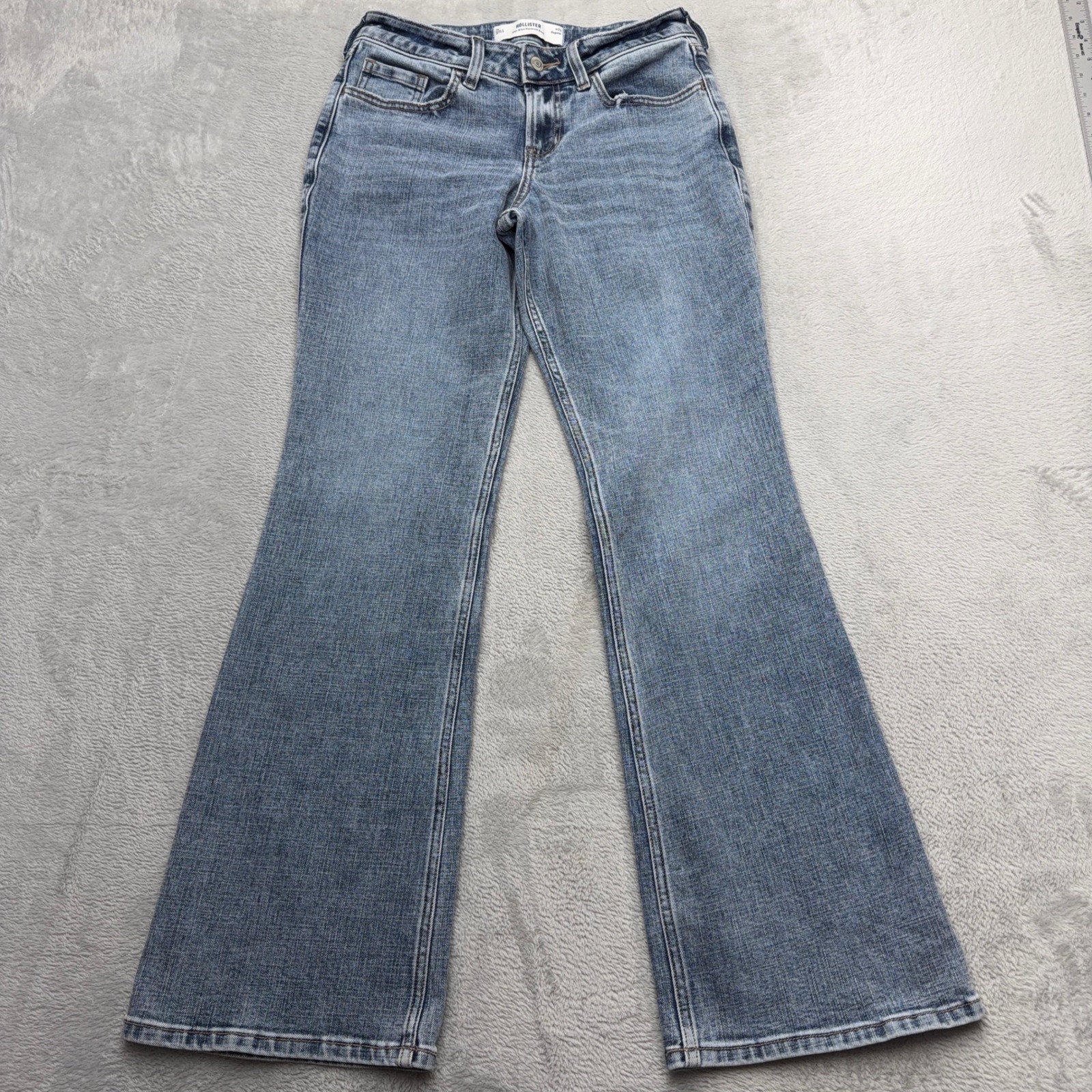 Hollister Jeans Womens 2r Blue MidRise Relaxed Boot Relaxed Fit Bootcut Denim